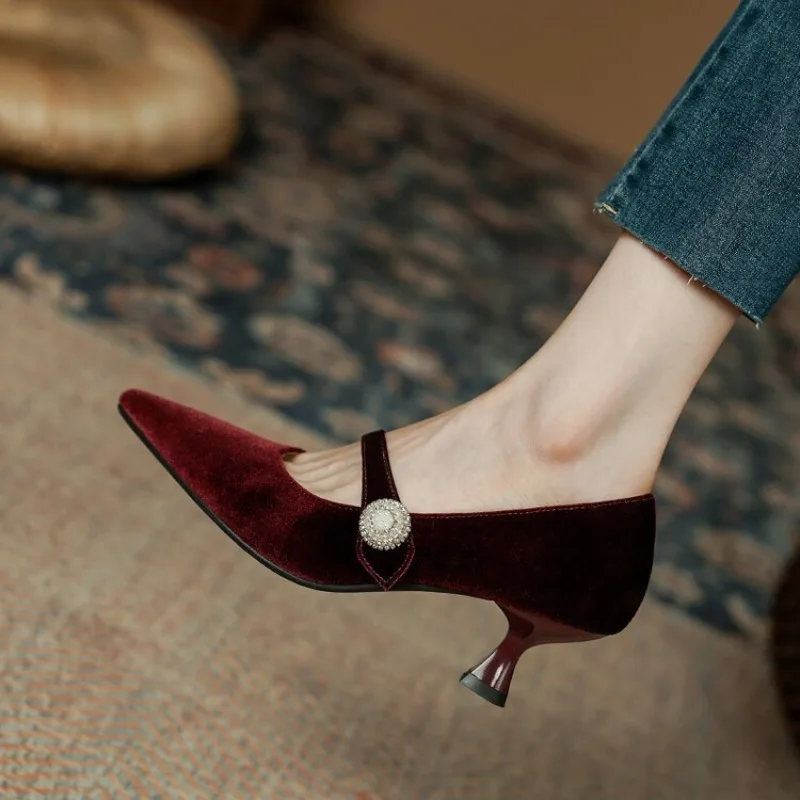 Zapatos Mary Jane con punta pu - Boots reseña y precio